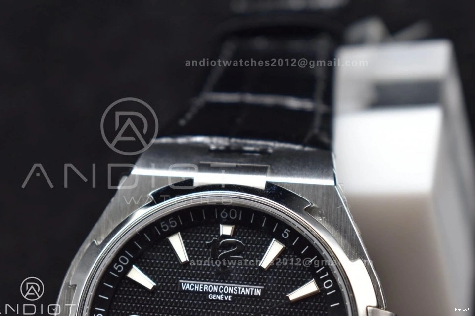 Black Dial on Black Maker Strap Rubber 8F SS Overseas 0501
